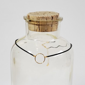 collier tour de cou rigide