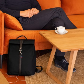sac à dos urbain homme chic noir